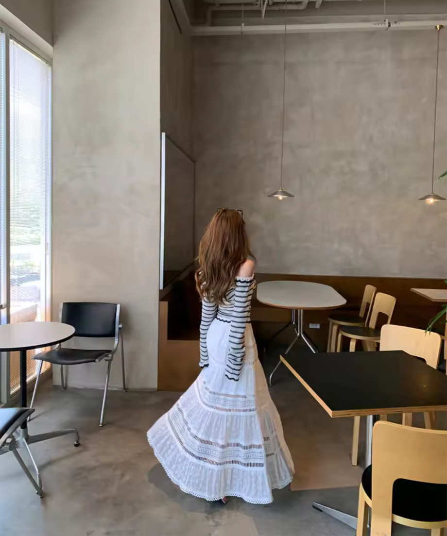 Boarder Off Shoulder Knit＋White Skart / ボーダーオフショルダーニット＋ホワイトスカート