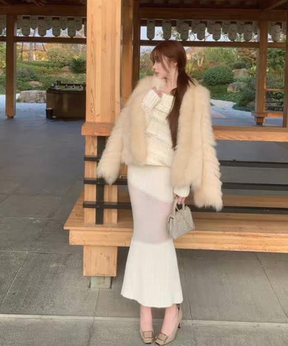 Rhinestone Bijou Off-Shoulder Knit / ラインストーンビジューオフショルダーニット