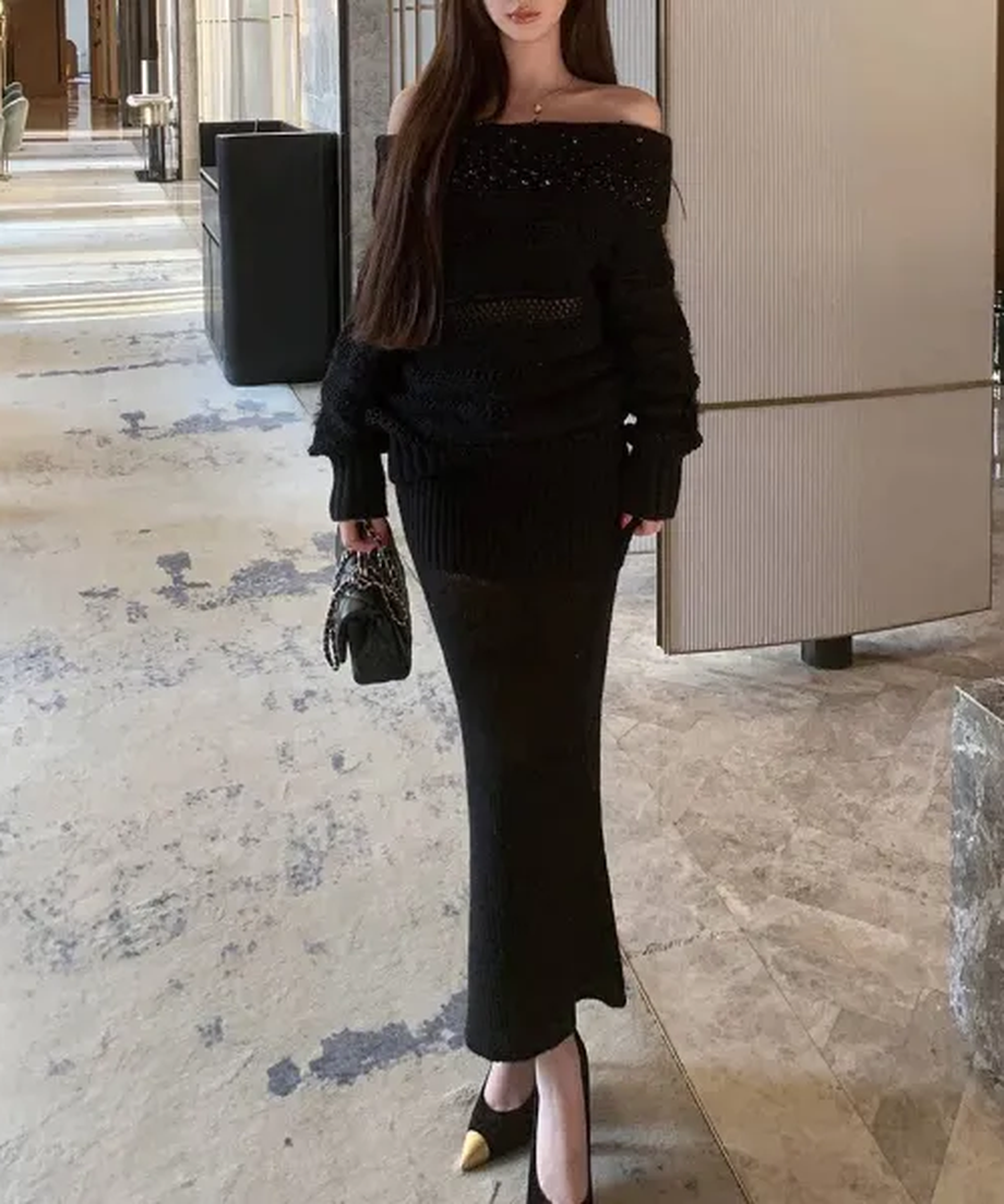 Rhinestone Bijou Off-Shoulder Knit / ラインストーンビジューオフショルダーニット