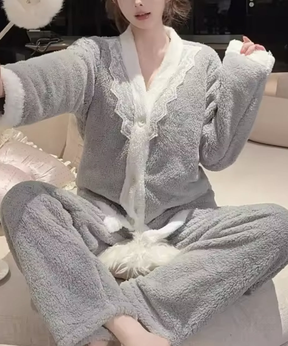 Fluffy Lace Room Wear Set / もこもこレースルームウェアセット