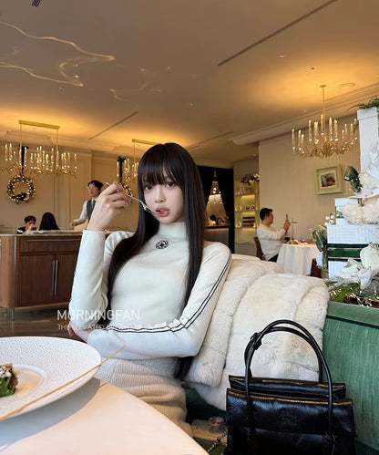 Cameria Embroidery Turtleneck Knit Top【Black】【White】