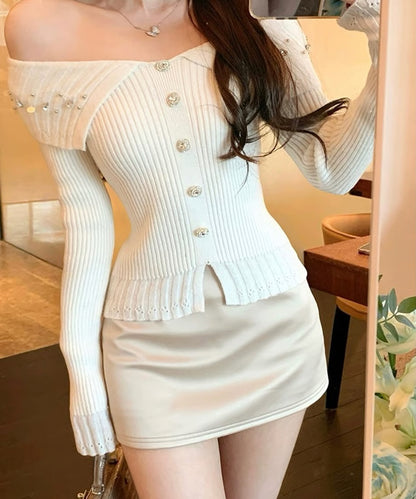 Off Shoulder Bijou Knit Sweater /オフショルダービジューニットセーター